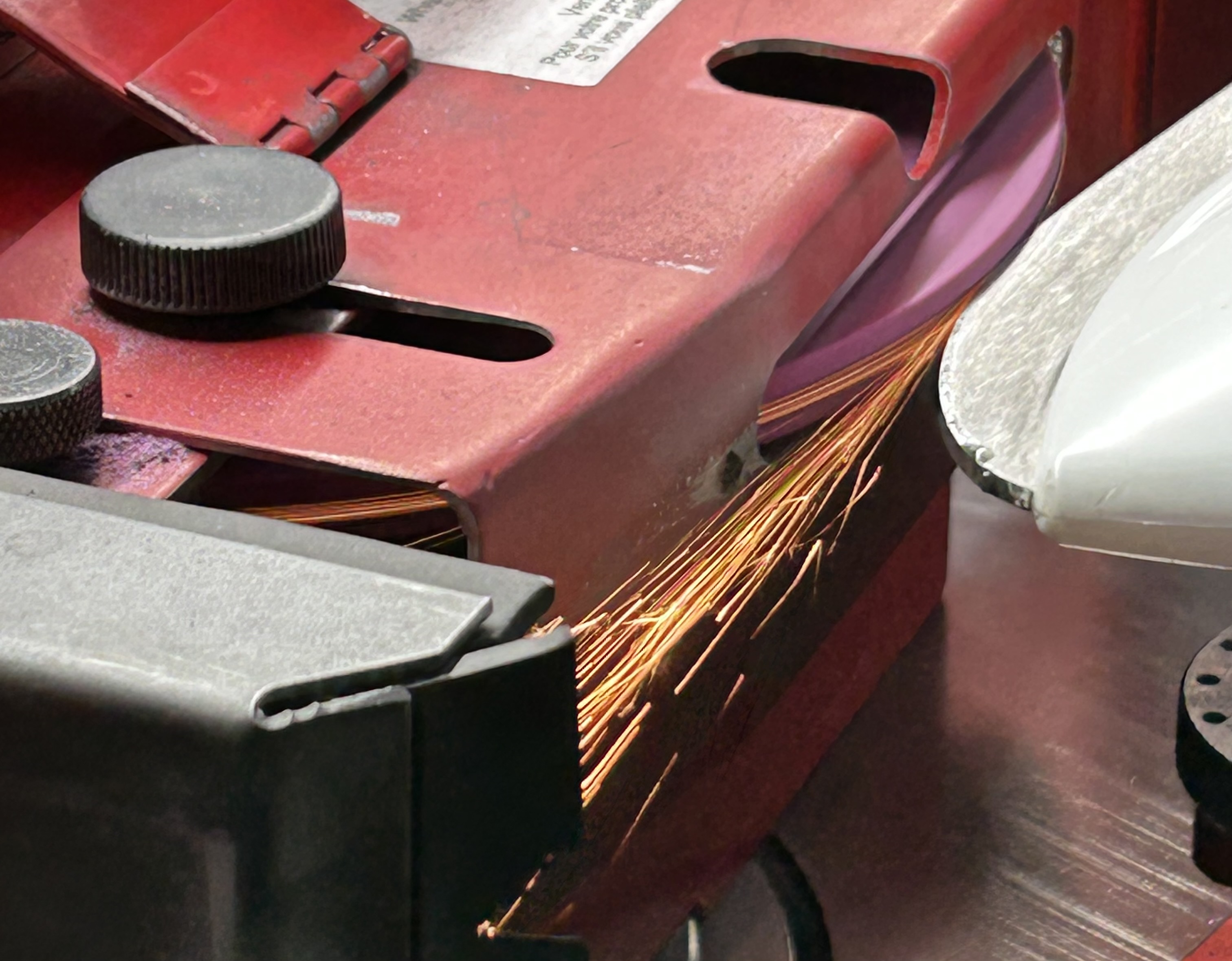 IMG_2360%202 Hockey skate being sharpening